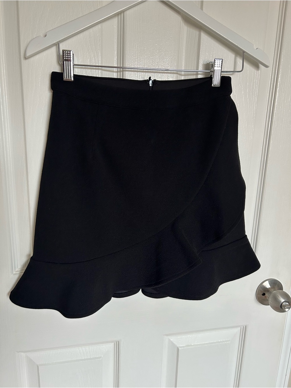 Lovers + Friends Black Asymmetrical Ruffle Mini Skirt Size S